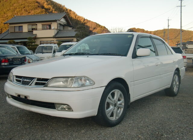 
								Toyota Carina full									