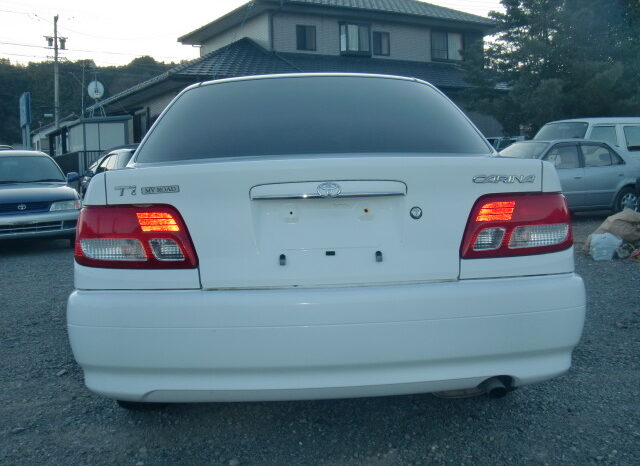 
								Toyota Carina full									