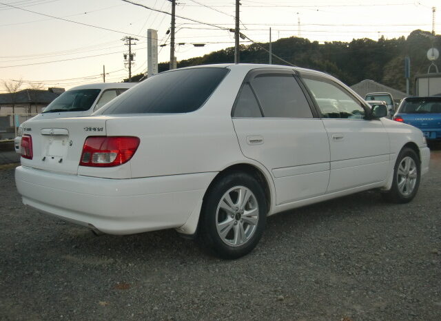 
								Toyota Carina full									
