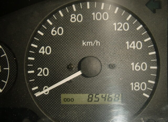 
								Toyota Carina full									