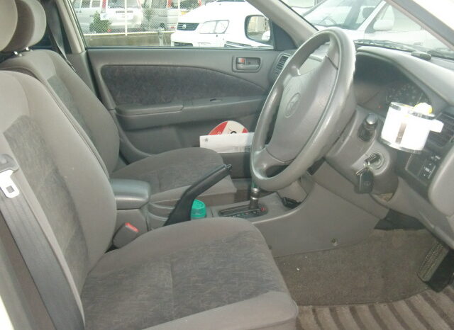 
								Toyota Carina full									