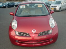 
										Nissan March full									