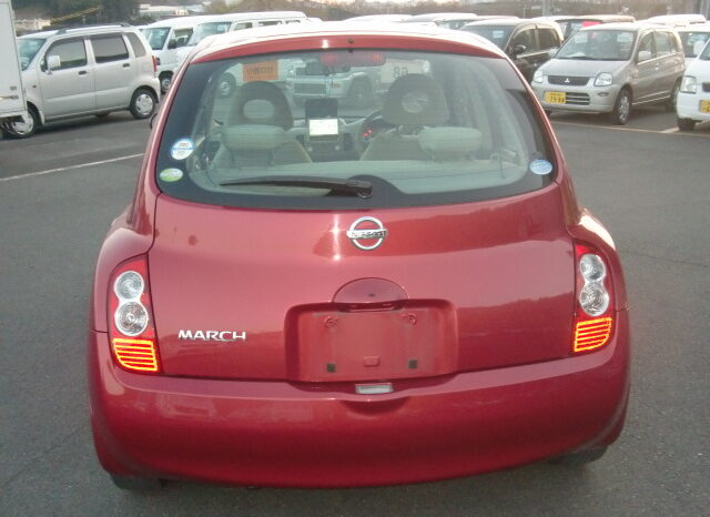 
								Nissan March full									