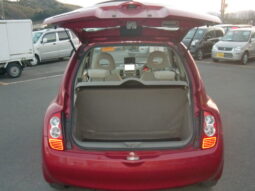 
										Nissan March full									