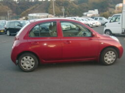 
										Nissan March full									