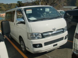 Toyota Regiearth van