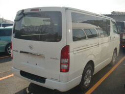 
										Toyota Regiearth van full									