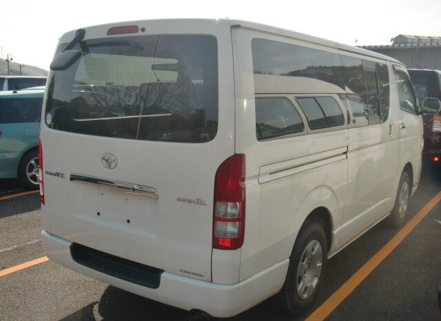 
								Toyota Regiearth van full									