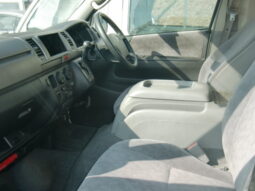 
										Toyota Regiearth van full									